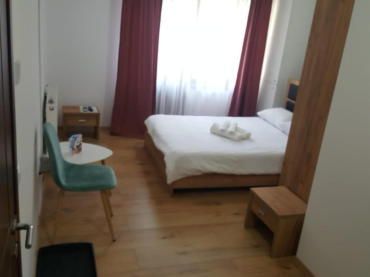 Casa Sura Sasilor Hotel Сибиу Екстериор снимка
