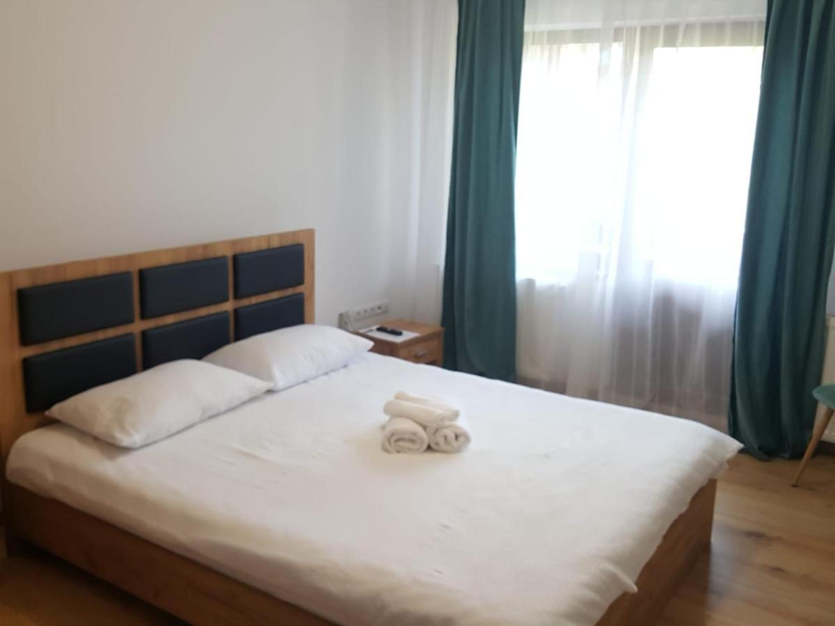 Casa Sura Sasilor Hotel Сибиу Стая снимка
